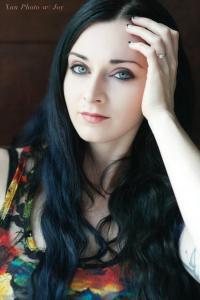 Joy Shannon headshot